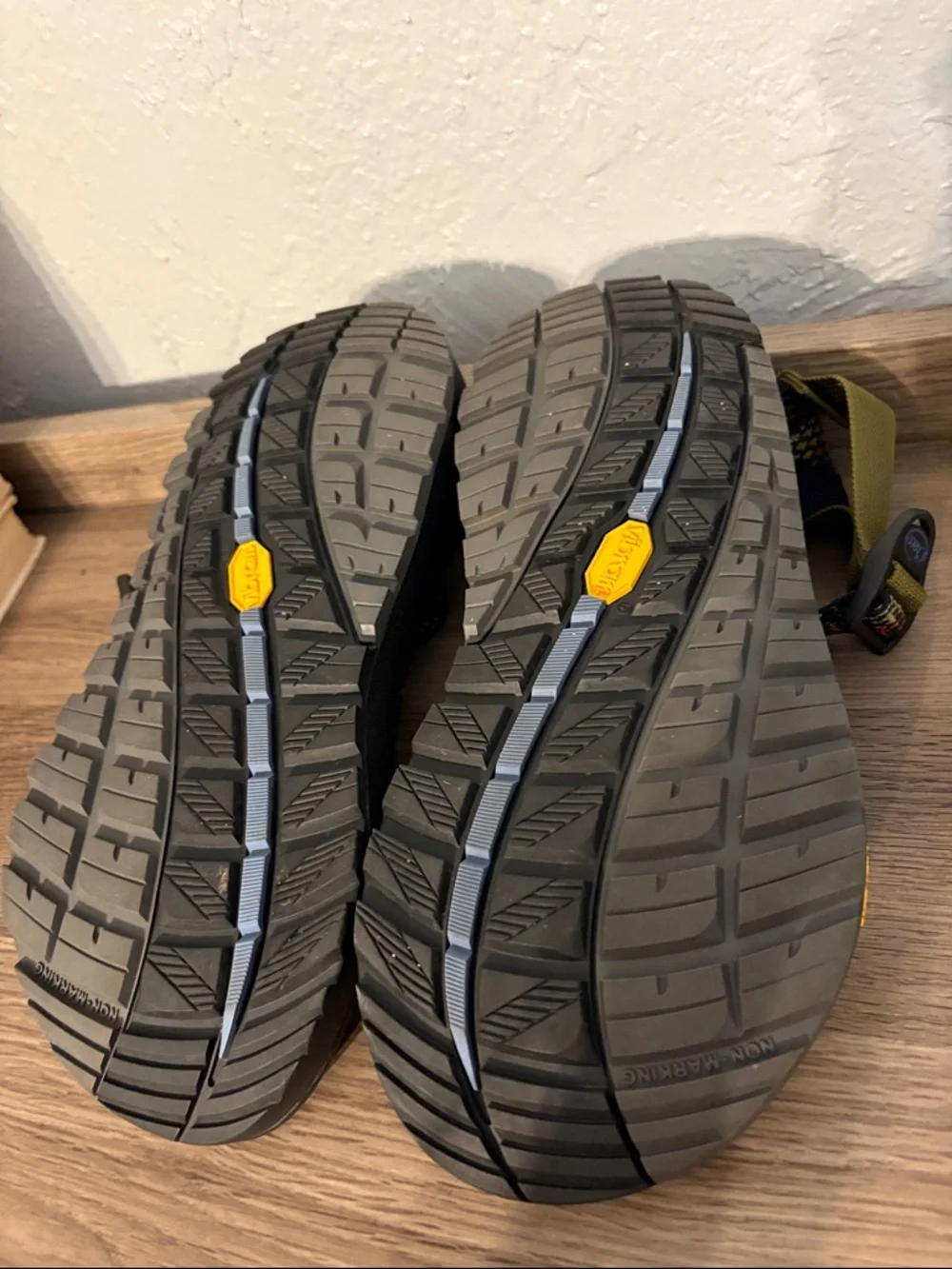 Mens Vibram Z Adjustable Chacos
